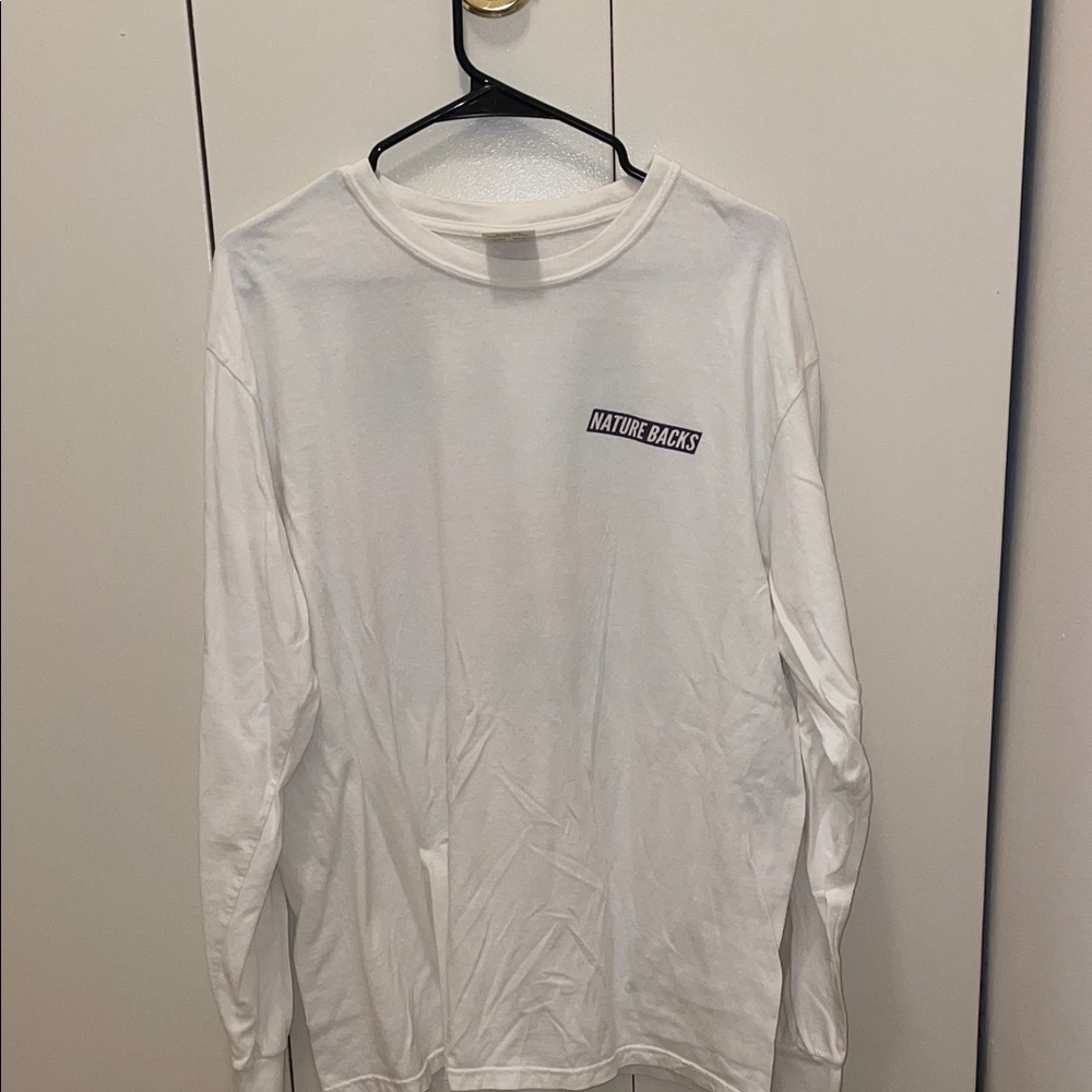 Nature Backs Classic White Tee